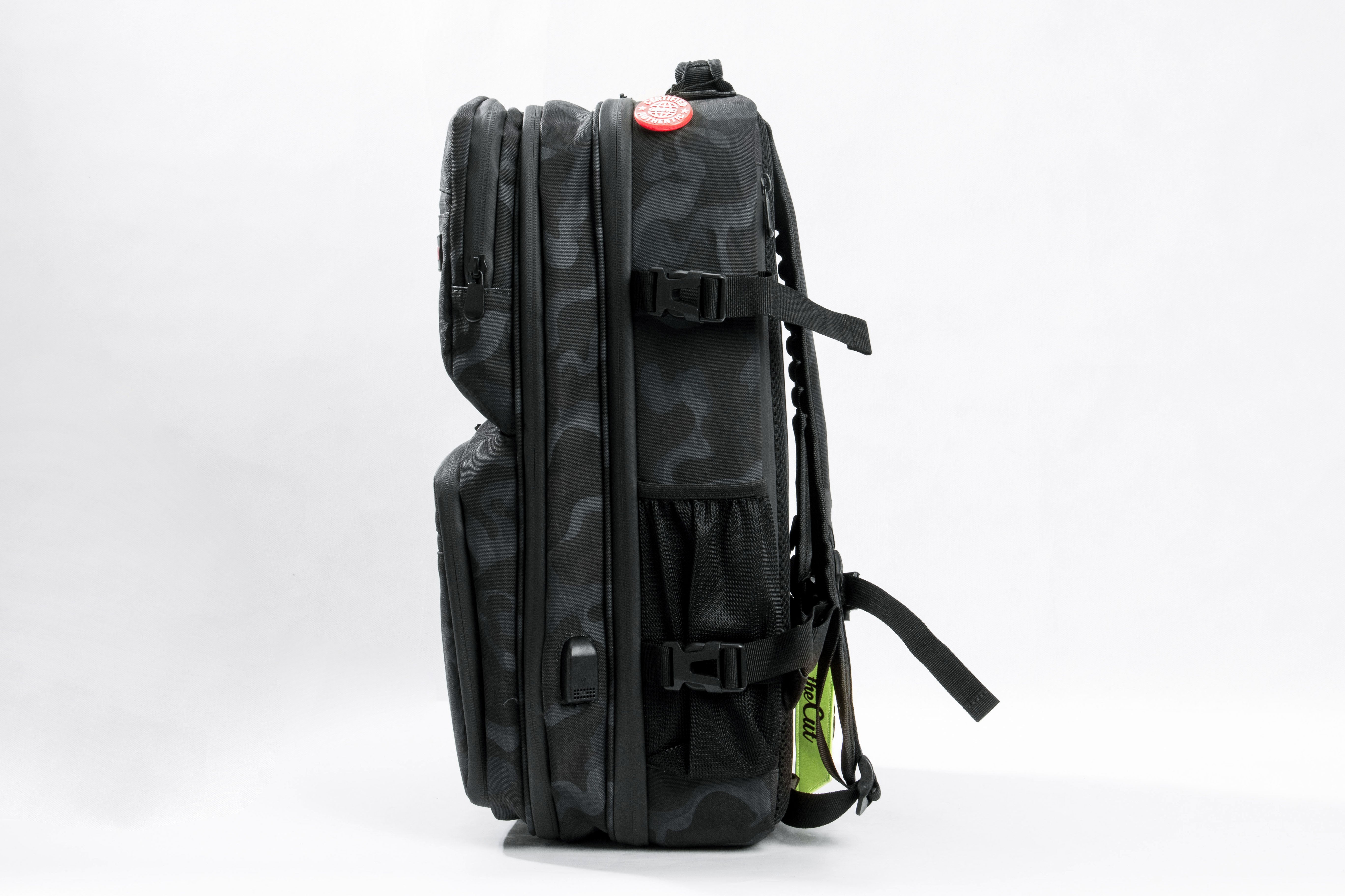 Full Size Mobile Station – theCut Signature Edition