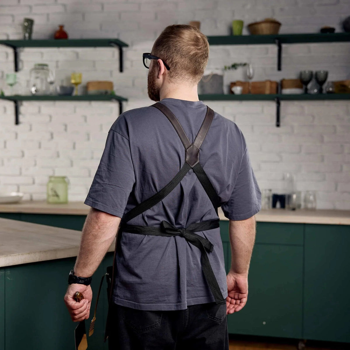 Pikore 11-Pocket Leather Barber Apron