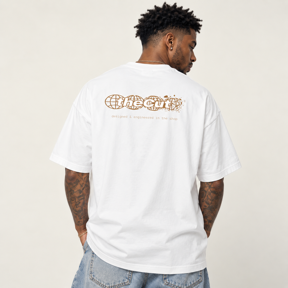 theCut Globe Tee - White/Gold