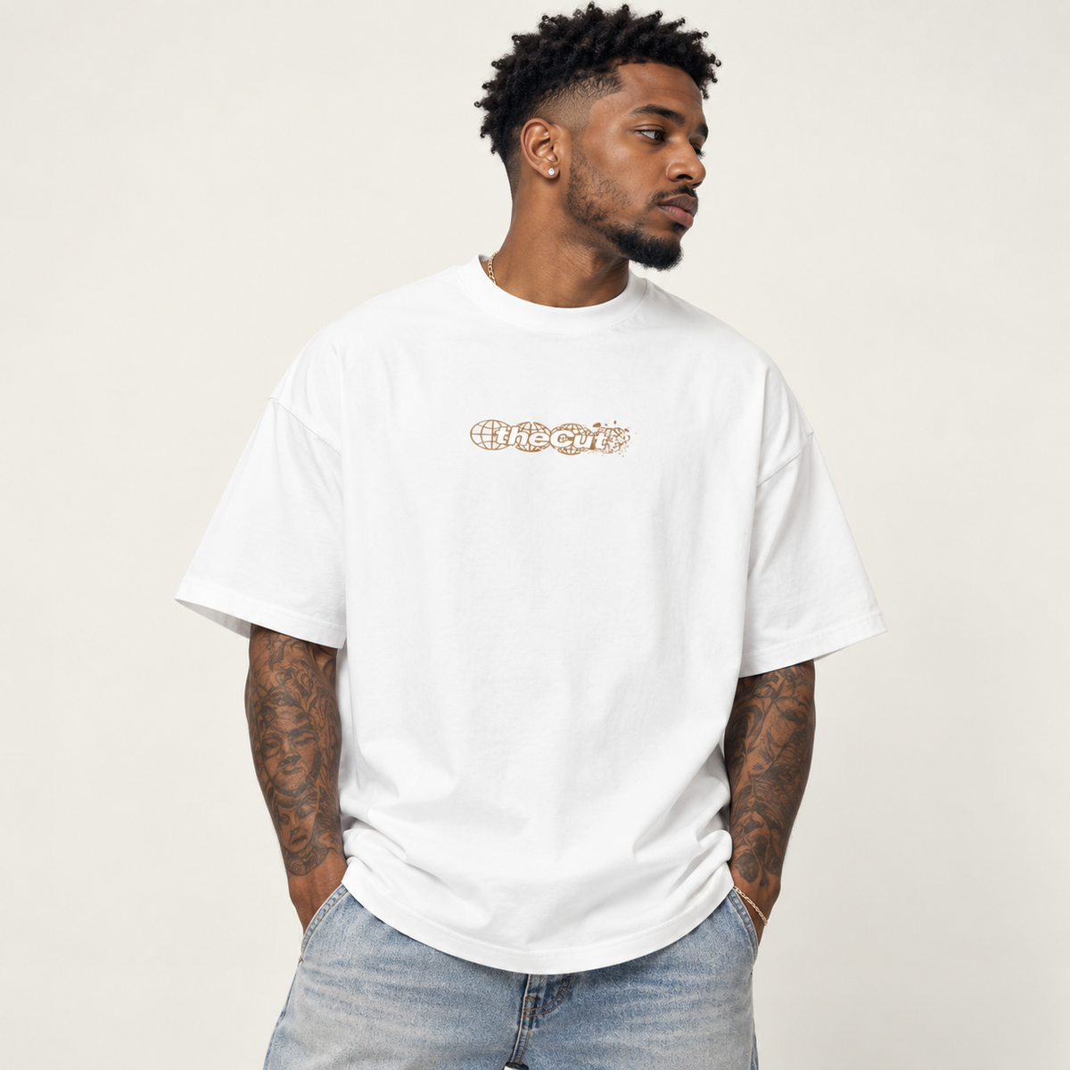 theCut Globe Tee - White/Gold