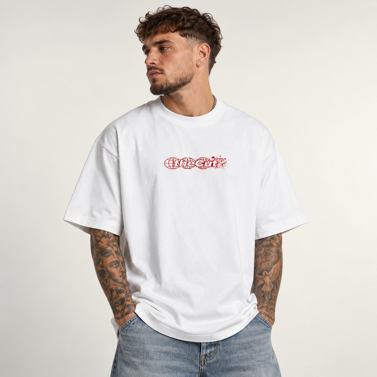 theCut Globe Tee - White/Red